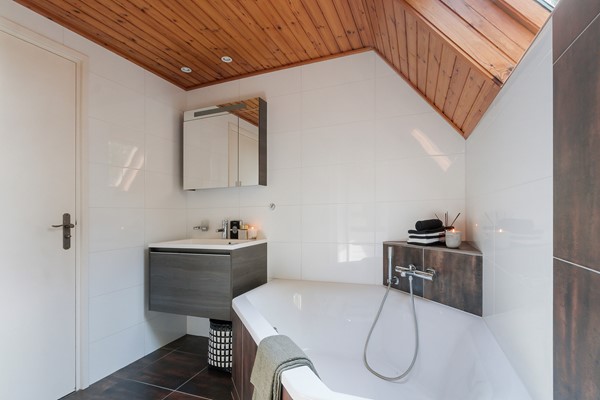 Medium property photo - De Hoeven 46A, 5254 JX Haarsteeg
